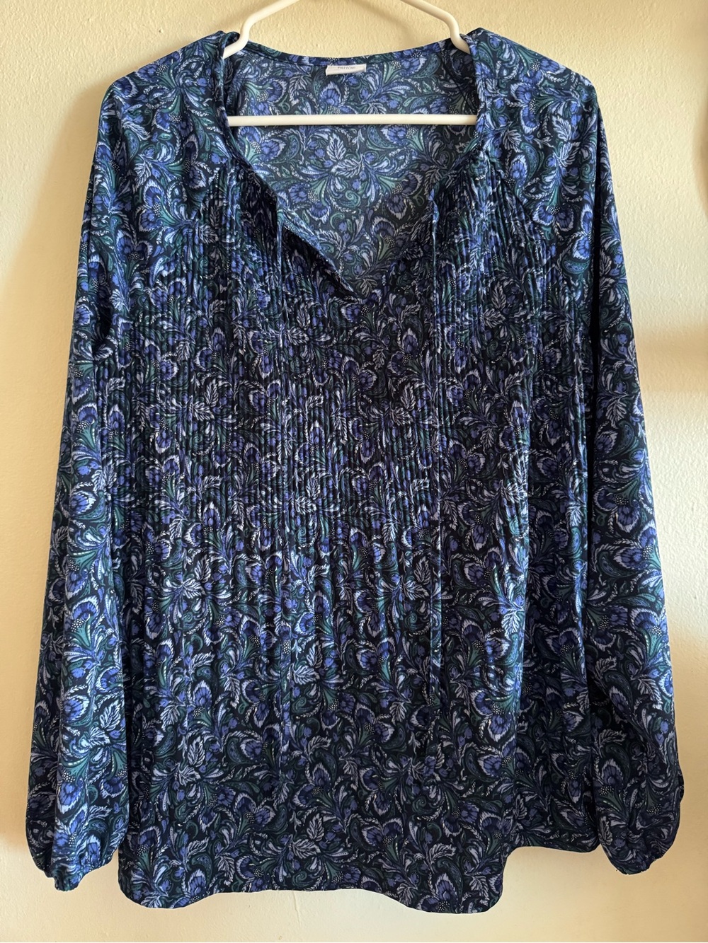 Womens Plus Long-Sleeve Paisley Pintuck Blouse - Blue